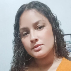 Rhania Karen Souza Valacio
